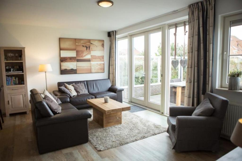 Weidevilla Xxl Hollum  Εξωτερικό φωτογραφία